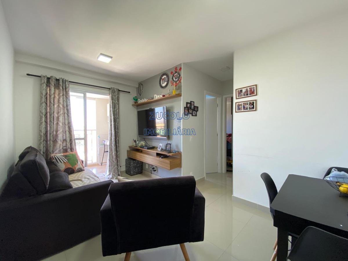 Apartamento 2 dormitórios, sacada com vista livre na Vila Curuça - Zucolo Imobiliária